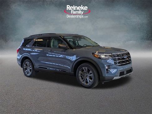 New 2026 Ford Explorer Active w/ Active Comfort Package image 3