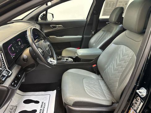 Used 2023 Kia Sportage X-Line w/ X-Line Premium Package image 4