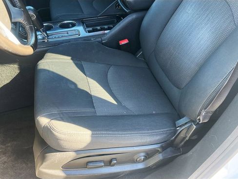 Used 2017 Chevrolet Traverse LT image 18