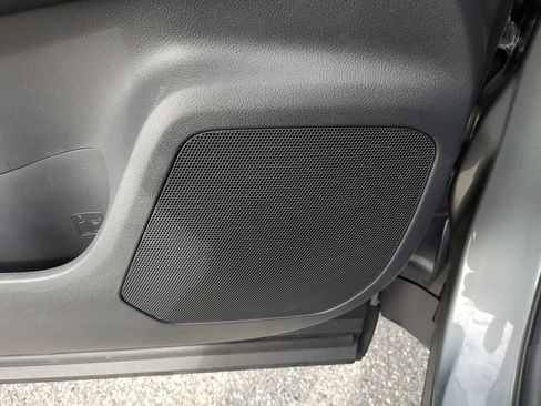 Used 2025 Toyota Grand Highlander AWD image 18