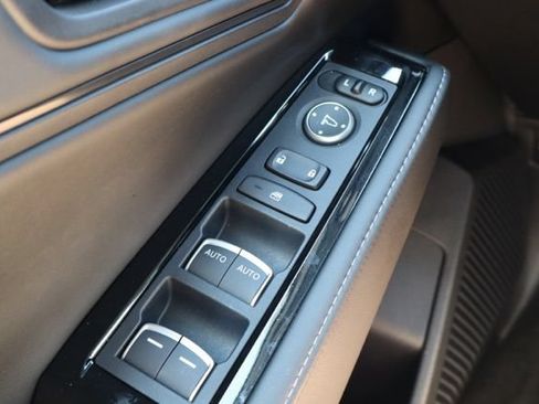 Used 2025 Honda Accord Touring image 16