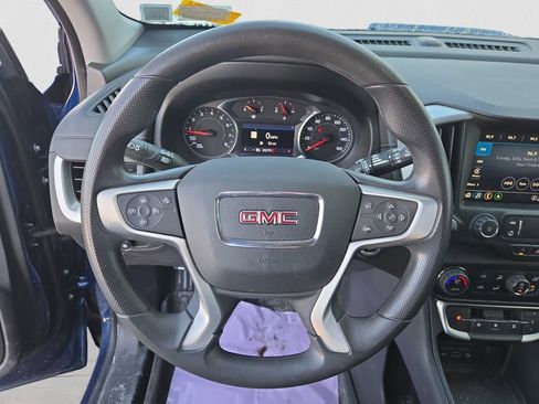 Used 2022 GMC Terrain SLE w/ Driver Convenience Package image 11