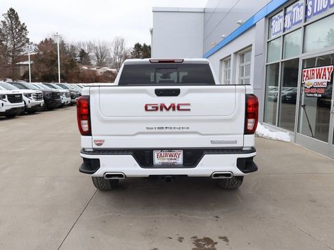 New 2026 GMC Sierra 1500 Elevation w/ Elevation Premium Package image 9