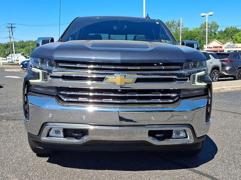 Used 2022 Chevrolet Silverado 1500 LTZ w/ LTZ Premium Package AWD/4WD image 5