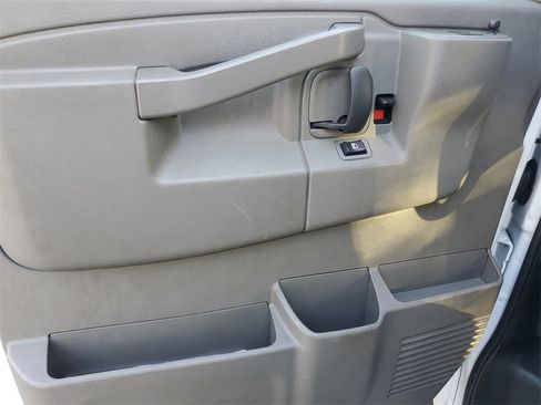 Used 2024 Chevrolet Express 2500 w/ Driver Convenience Package image 16