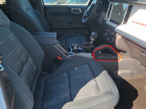 New 2025 Ford Bronco Heritage Edition image 15