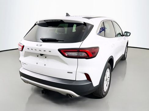 Certified 2023 Ford Escape Active FWD image 9
