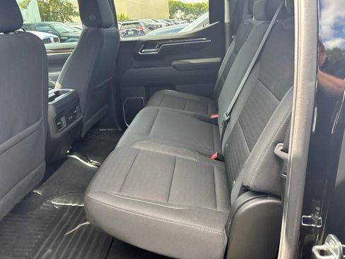 Used 2022 Chevrolet Silverado 1500 LT image 9