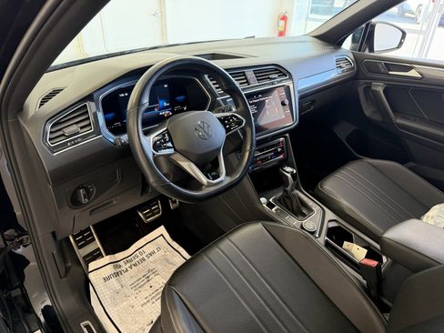 Used 2022 Volkswagen Tiguan SE R-Line AWD/4WD image 33