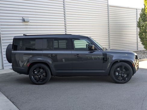 Used 2026 Land Rover Defender 130 S AWD/4WD image 5