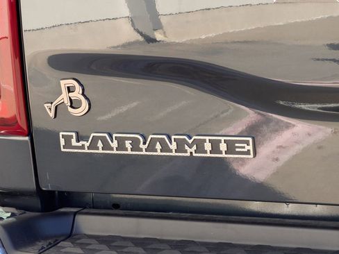 New 2026 RAM 3500 Laramie AWD/4WD image 9