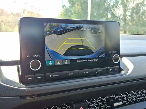 Used 2023 Honda Accord EX image 15