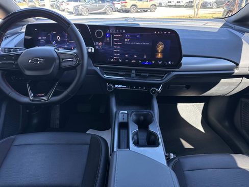 Used 2024 Chevrolet Equinox EV RS image 14