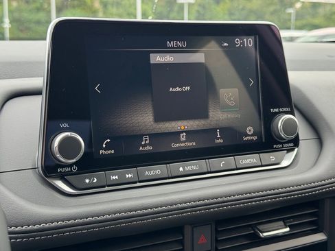 New 2026 Nissan Rogue SV image 10