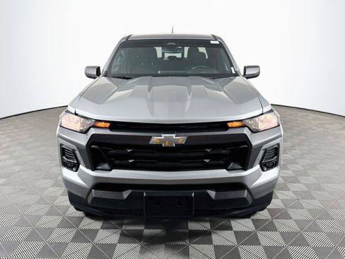 Used 2023 Chevrolet Colorado LT w/ LT Convenience Package II RWD image 2