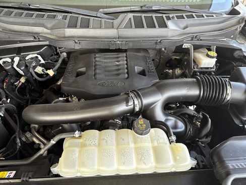 Used 2023 Ford F150 XLT AWD/4WD image 9