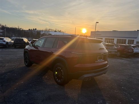 Used 2026 Chevrolet Traverse Z71 w/ Driver Confidence Package image 6