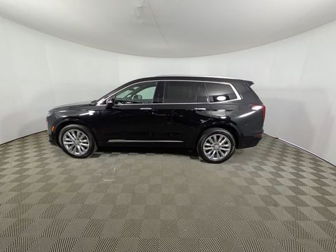 Used 2022 Cadillac XT6 Premium Luxury AWD/4WD image 17