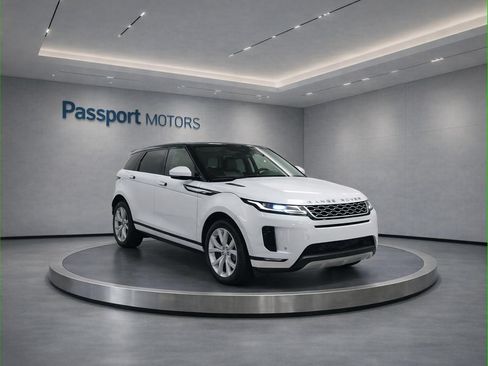 Used 2023 Land Rover Range Rover Evoque SE AWD/4WD image 3
