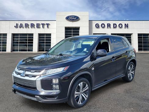 Used 2025 Mitsubishi Outlander Sport ES AWD/4WD image 2