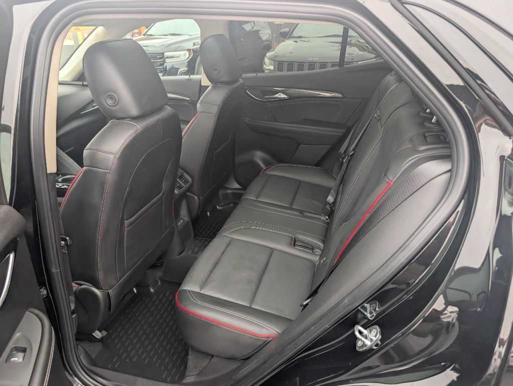 Used 2023 Buick Envision Essence w/ Technology Package I AWD/4WD image 8