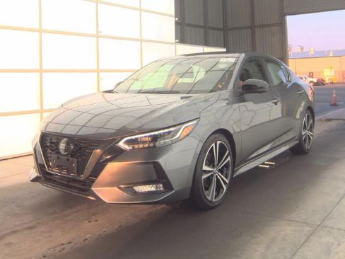 Used 2023 Nissan Sentra SR w/ SR Premium Package FWD image 3