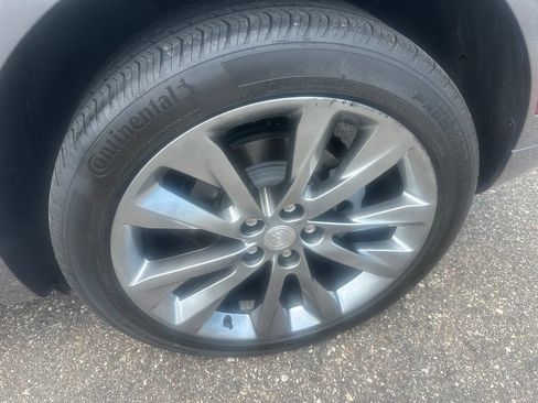 Used 2021 Buick Envision Avenir w/ Technology Package II AWD/4WD image 4