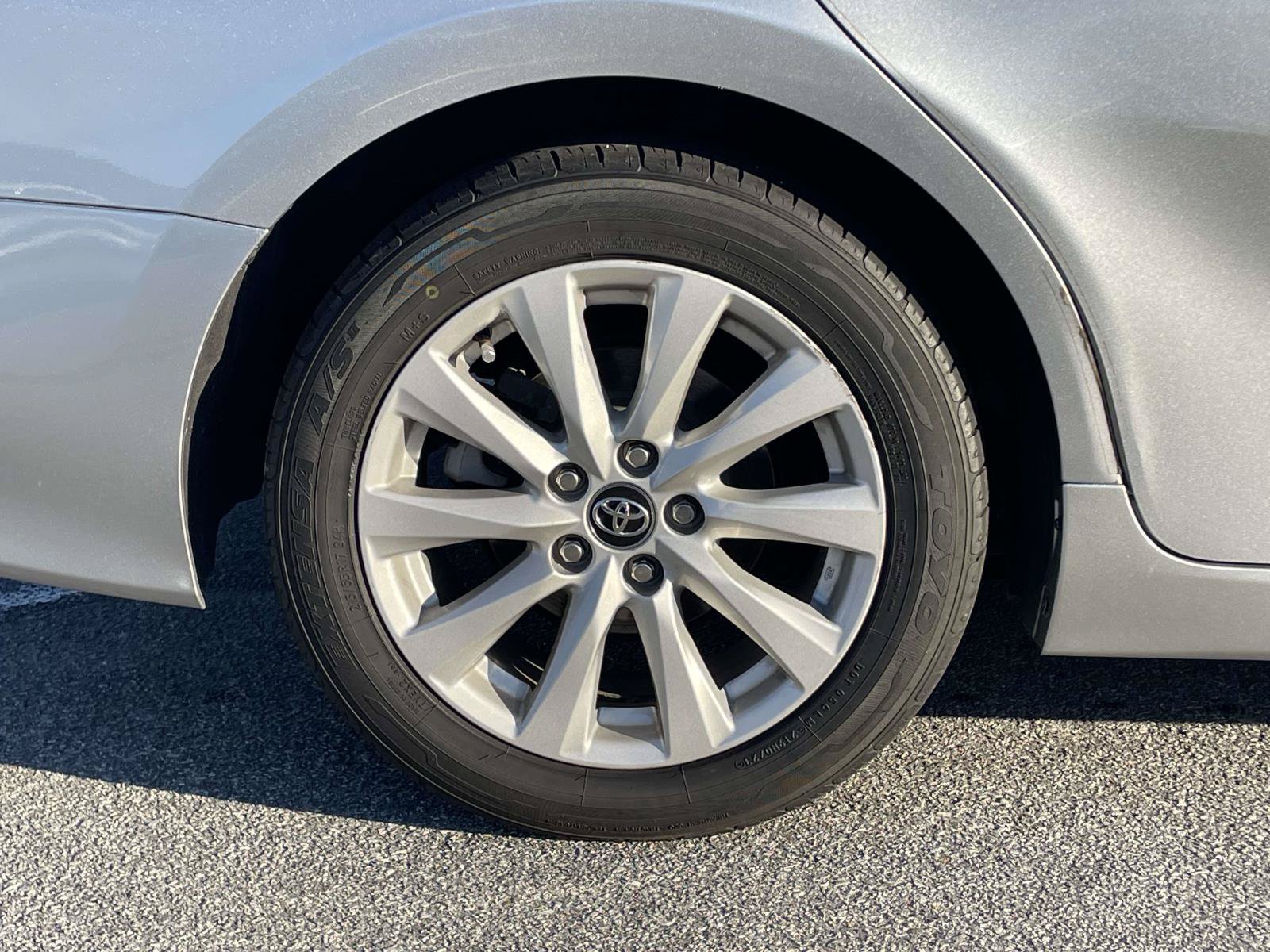 Used 2020 Toyota Camry LE FWD image 30