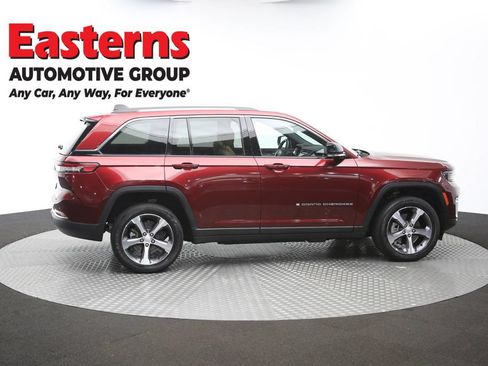 Used 2023 Jeep Grand Cherokee 4WD 4xe w/ Luxury Tech Group II image 46