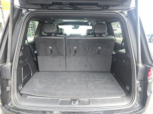 Used 2024 Jeep Wagoneer Series II image 32