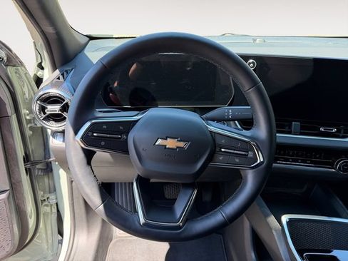 Certified 2026 Chevrolet Equinox LT w/ Safety and Technology Package AWD/4WD image 13