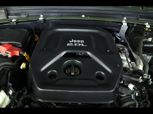 Used 2023 Jeep Wrangler Unlimited Rubicon 4xe w/ Cold Weather Group AWD/4WD image 20
