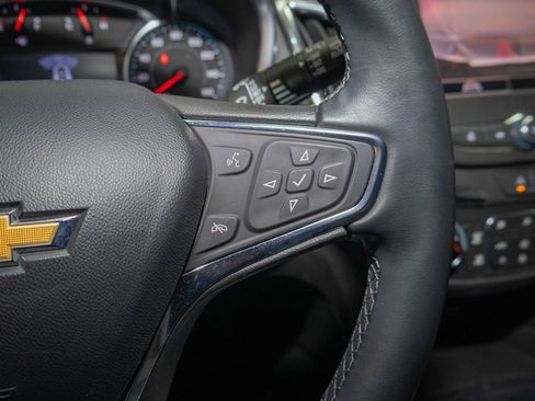 Used 2024 Chevrolet Equinox LT AWD/4WD image 22