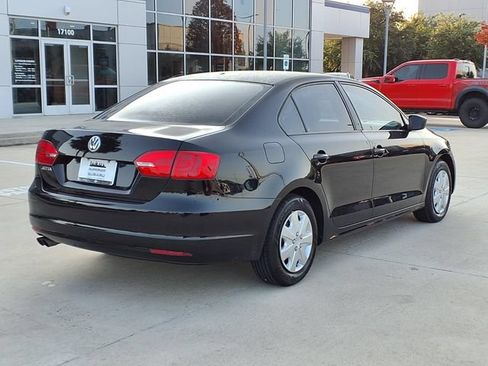 Used 2014 Volkswagen Jetta S FWD image 4