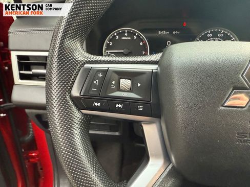 Used 2023 Mitsubishi Outlander ES image 20