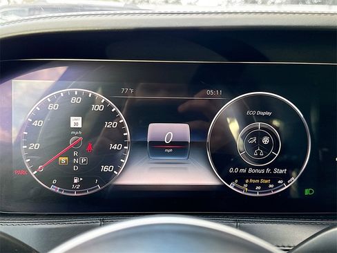 Used 2018 Mercedes-Benz S 560 4MATIC Sedan w/ Premium Package image 13