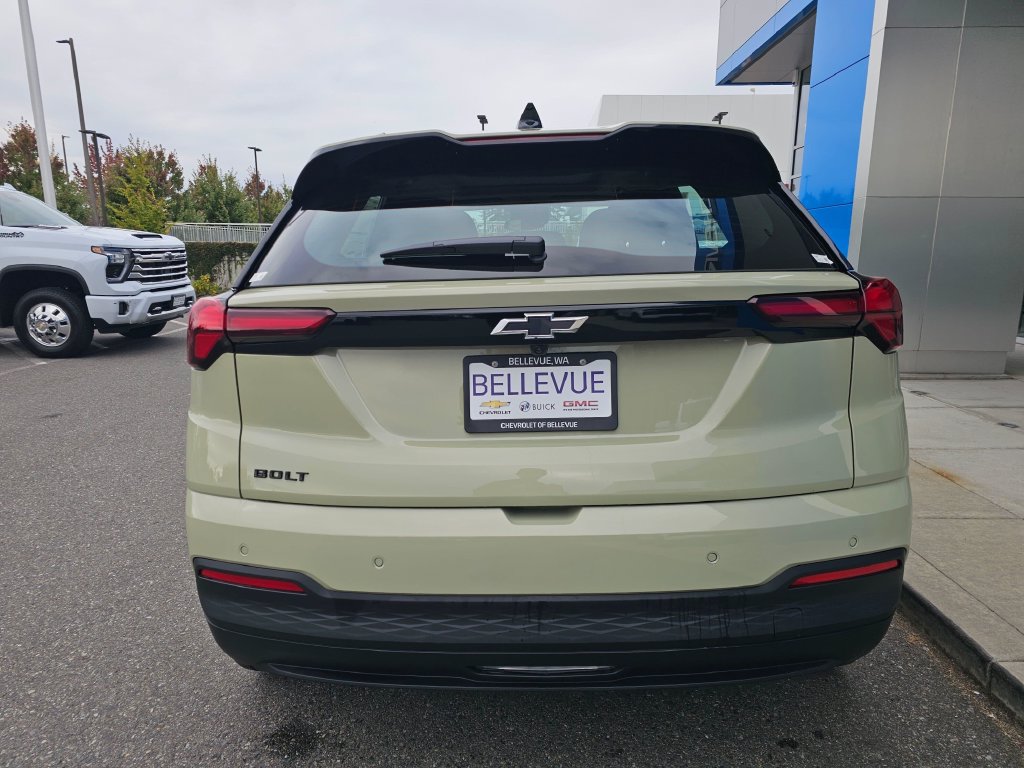 New 2027 Chevrolet Bolt LT w/ Dual Panel Sunroof Package FWD image 6