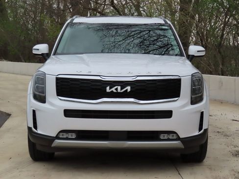 Used 2022 Kia Telluride EX AWD/4WD image 18