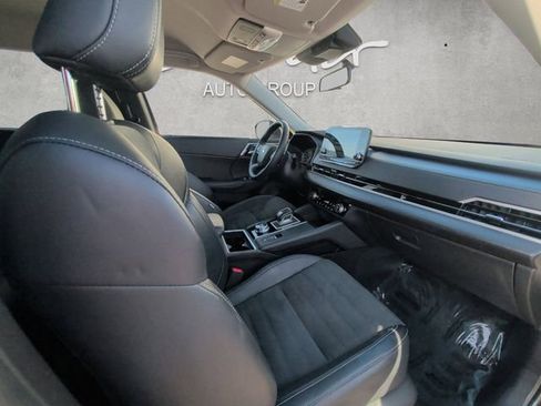 Used 2024 Mitsubishi Outlander SE Black Edition image 24