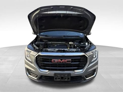 Used 2023 GMC Terrain SLE FWD image 34