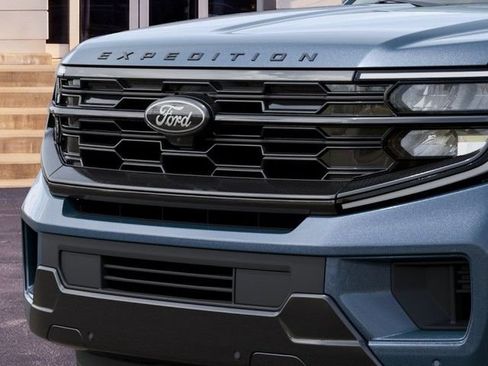 New 2027 Ford Expedition Max Platinum w/ Stealth Appearance Package AWD/4WD image 17