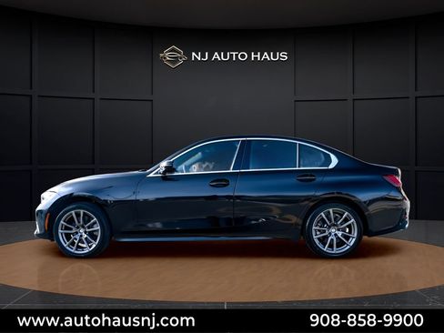 Used 2022 BMW 330i xDrive Sedan w/ Driving Assistance Package AWD/4WD image 6