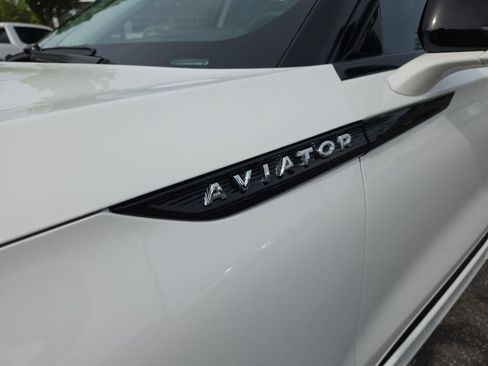 Used 2025 Lincoln Aviator Reserve w/ Equipment Group 201A AWD/4WD image 42