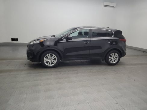 Used 2018 Kia Sportage LX FWD image 2
