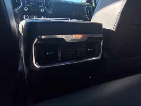 Used 2019 GMC Sierra 1500 AT4 w/ AT4 Premium Package image 16