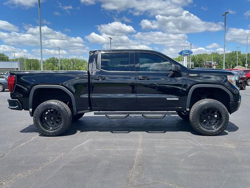 Used 2020 GMC Sierra 1500 Elevation w/ Elevation Value Package AWD/4WD image 8