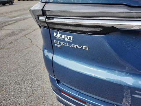 New 2026 Buick Enclave Avenir w/ Super Cruise Package image 4