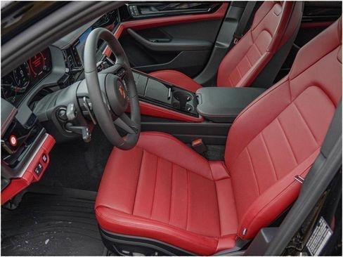 New 2025 Porsche Panamera 4 image 16