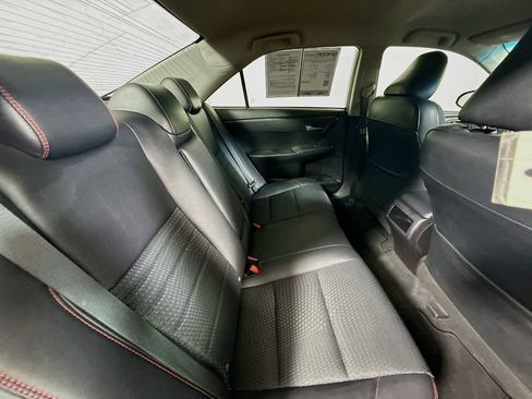 Used 2015 Toyota Camry SE FWD image 24