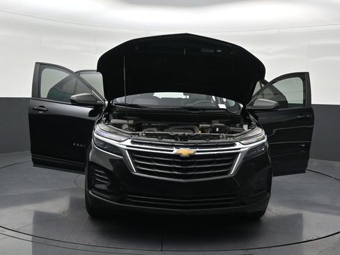 Used 2023 Chevrolet Equinox LS FWD image 36